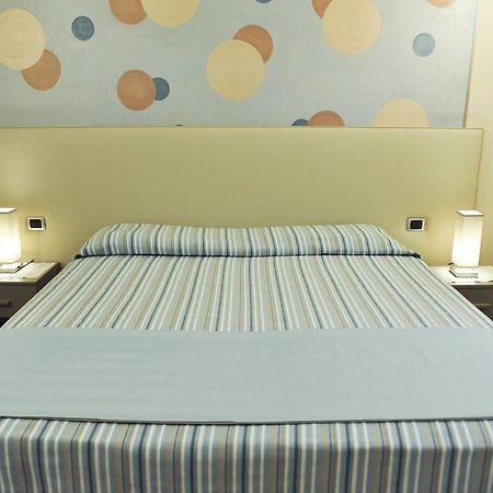 Albergo Abanyta Turim Quarto foto